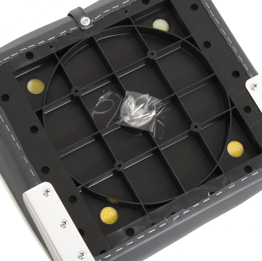 V-Quipment Fisherman Classic Folding Seat Dark Blue With White Seams 6 V-Quipment Fisherman Classic Folding Seat Dark Blue With White Seams - Image 4